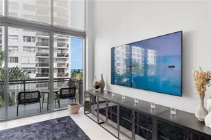 6000 Collins Ave, Miami Beach, FL 33140 - Photo 23