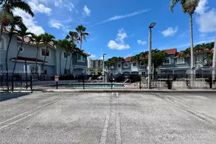 11667 NE 18th Dr, North Miami, FL 33181 - Photo 41
