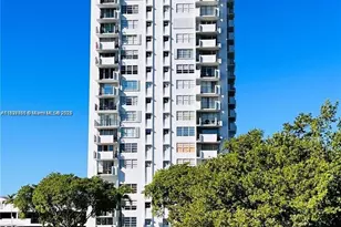 2780 NE 183rd St, Aventura, FL 33160 - Photo 25