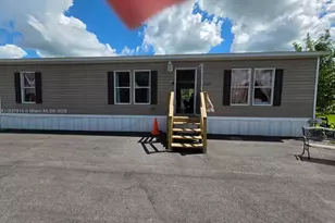 648 Avenida Del Sur, Clewiston, FL 33440 - Photo 1