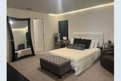 1073 SW Eureka Ave #1073, Port Saint Lucie, FL 34953 - Photo 9