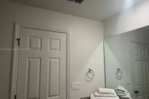 1073 SW Eureka Ave, Port Saint Lucie, FL 34953 - Photo 13