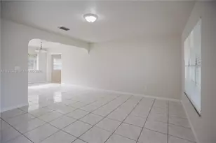 274 SW Bridgeport Dr, Port Saint Lucie, FL 34953 - Photo 11