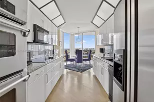 20281 E Country Club Dr, Aventura, FL 33180 - Photo 17