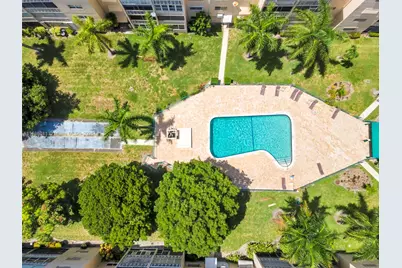 233 NE 14th Ave #108, Hallandale Beach, FL 33009 - Photo 29
