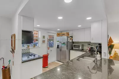 233 NE 14th Ave #108, Hallandale Beach, FL 33009 - Photo 9