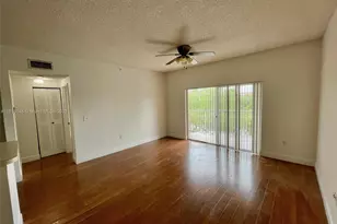 6984 SW 39th St, Davie, FL 33314 - Photo 7