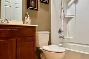 8800 NW 107 Ct, Doral, FL 33178 - Photo 27