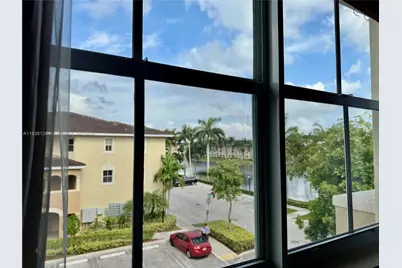 8800 NW 107th Ct #202, Doral, FL 33178 - Photo 23