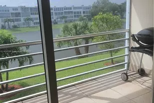 82 Oakridge G, Deerfield Beach, FL 33442 - Photo 5