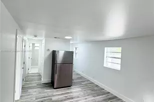 2035 NW 34th St, Miami, FL 33142 - Photo 5