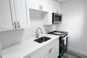 2035 NW 34th St, Miami, FL 33142 - Photo 3