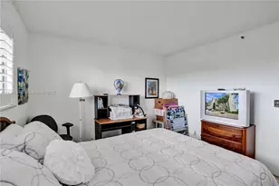 2215 Cypress Island Dr, Pompano Beach, FL 33069 - Photo 13