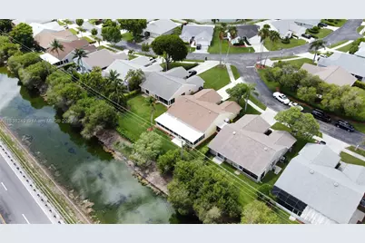 2510 SE 7th Pl, Homestead, FL 33033 - Photo 29