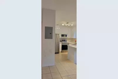 2125 NW 77th Way #201, Pembroke Pines, FL 33024 - Photo 5