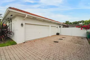15263 SW 162nd St, Miami, FL 33187 - Photo 47