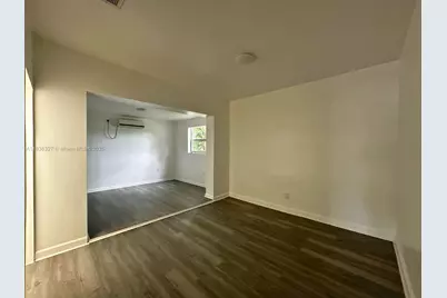 1645 NE 175th St, North Miami Beach, FL 33162 - Photo 19