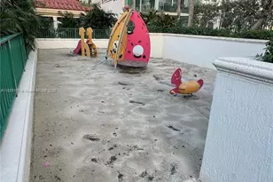 19900 E Country Club Dr, Aventura, FL 33180 - Photo 13