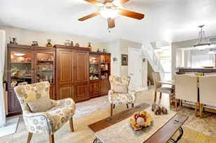 9715 NW 23rd Ct, Pembroke Pines, FL 33024 - Photo 9