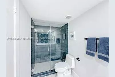 350 Grapetree Dr #405, Key Biscayne, FL 33149 - Photo 25