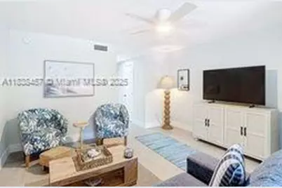 350 Grapetree Dr #405, Key Biscayne, FL 33149 - Photo 5