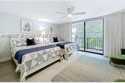 350 Grapetree Dr #405, Key Biscayne, FL 33149 - Photo 29