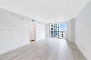 325 S Biscayne Blvd, Miami, FL 33131 - Photo 3