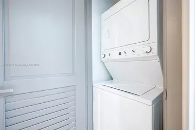 1080 Brickell Ave #3805, Miami, FL 33131 - Photo 29