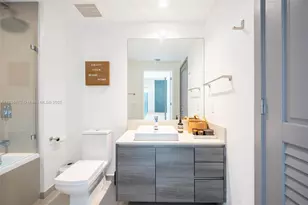 1080 Brickell Ave, Miami, FL 33131 - Photo 15