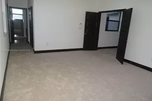 8853 NW 155th Ter, Miami Lakes, FL 33018 - Photo 11