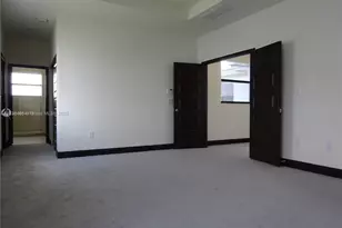 8853 NW 155th Ter, Miami Lakes, FL 33018 - Photo 7