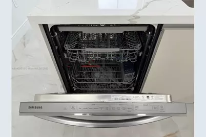 1470 Sweetbay Way, Hollywood, FL 33019 - Photo 39