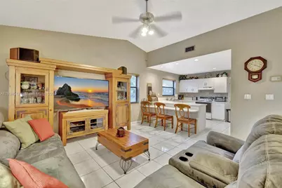 5911 Epsom Ln, Davie, FL 33331 - Photo 11