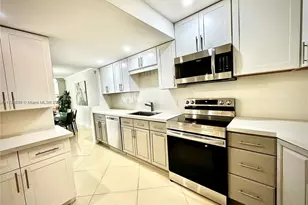 1080 94th St, Bay Harbor Islands, FL 33154 - Photo 3