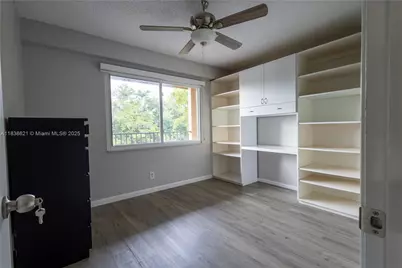 [Address not provided], Pembroke Pines, FL 33027 - Photo 13