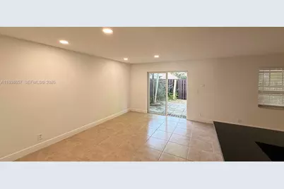 8040 SW 18th Pl #4-11, Davie, FL 33324 - Photo 5