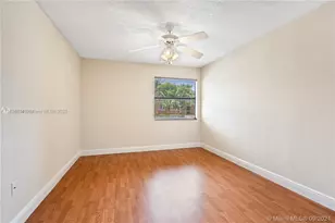 10670 SW 156th Pl, Miami, FL 33196 - Photo 11