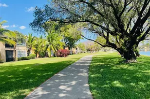 10670 SW 156th Pl, Miami, FL 33196 - Photo 23