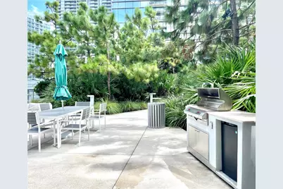 88 SW 7th St #1805, Miami, FL 33130 - Photo 23