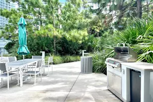 88 SW 7th St, Miami, FL 33130 - Photo 23