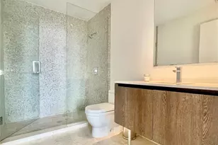 88 SW 7th St, Miami, FL 33130 - Photo 11