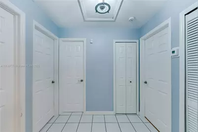 1060 NW 128th Ct, Miami, FL 33182 - Photo 17