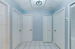 1060 NW 128th Ct, Miami, FL 33182 - Photo 17