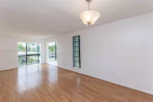 3862 NE 171 St, North Miami Beach, FL 33160 - Photo 17