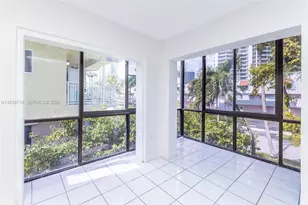 3862 NE 171 St, North Miami Beach, FL 33160 - Photo 9