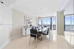 2000 Island Blvd, Aventura, FL 33160 - Photo 9