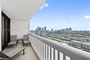2000 Island Blvd, Aventura, FL 33160 - Photo 7
