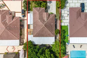 25237 SW 133rd Pl, Homestead, FL 33032 - Photo 7