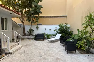 323 New Mexico St, Hollywood, FL 33019 - Photo 13