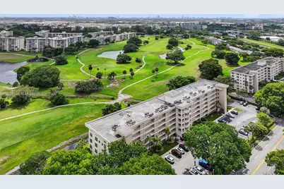 2901 S Palm Aire Dr #608, Pompano Beach, FL 33069 - Photo 29